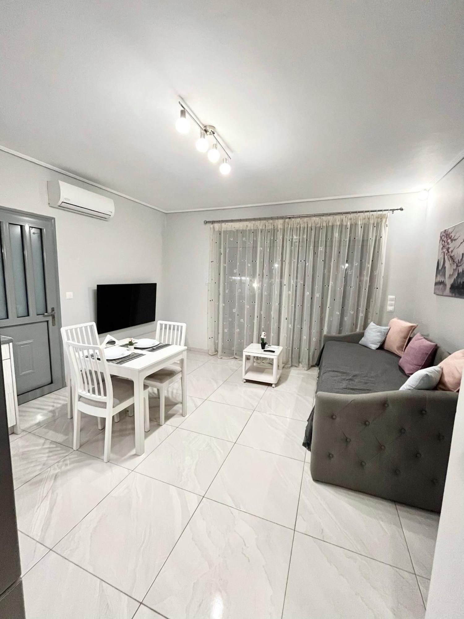 Blueline Apartment 3 Loutráki Extérieur photo